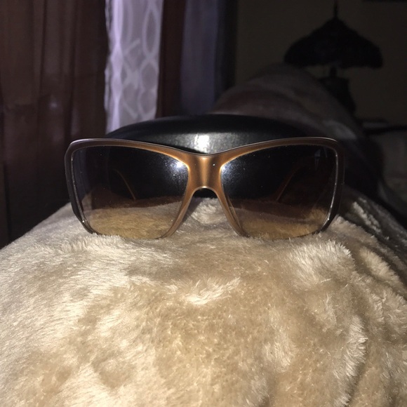 Prada Sunglasses - Picture 2 of 6